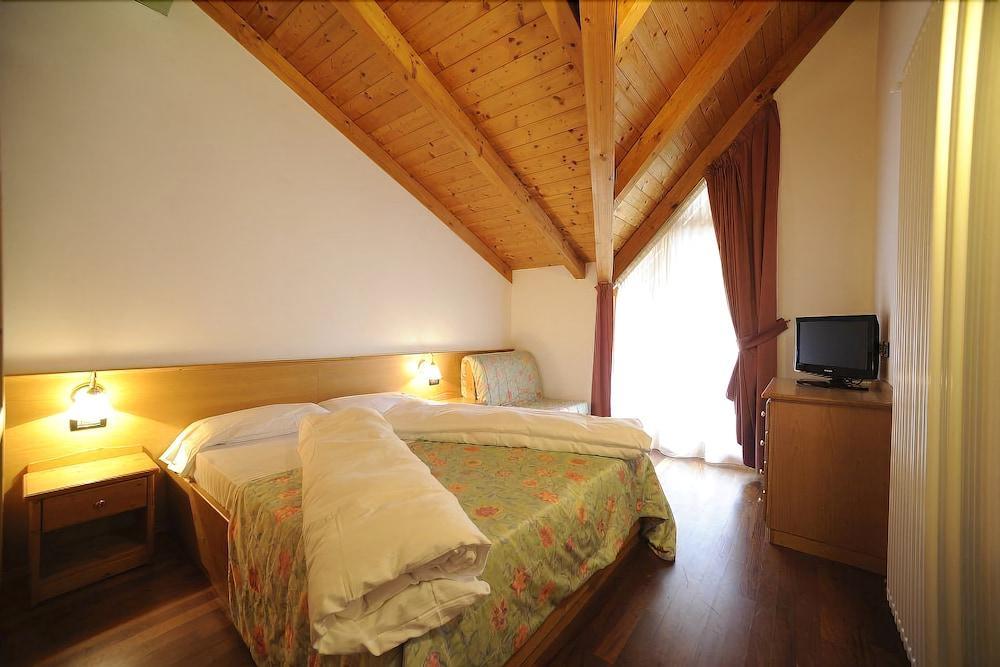Residence Kristall- Fiemme Holidays Predazzo Ngoại thất bức ảnh