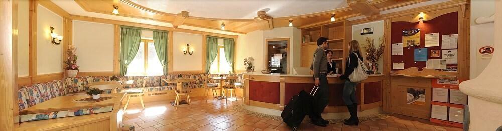 Residence Kristall- Fiemme Holidays Predazzo Ngoại thất bức ảnh