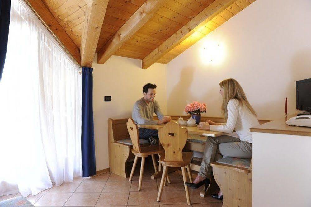 Residence Kristall- Fiemme Holidays Predazzo Ngoại thất bức ảnh
